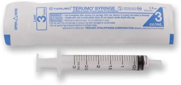 3ml Oral Syringes by Terumo - 100 Pack - Luer Slip Tip, No Needle, FDA Approved, Without Needle, Individually Blister Packed - Medicine Administration for Adults, Infants, Toddlers and Small Pets - Made in Philippines - Box of 100 Syringes 3cc.